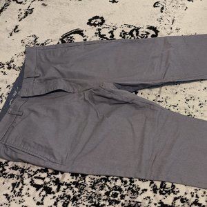 Old Navy Ultimate Slim Chinos 36x32 Grey